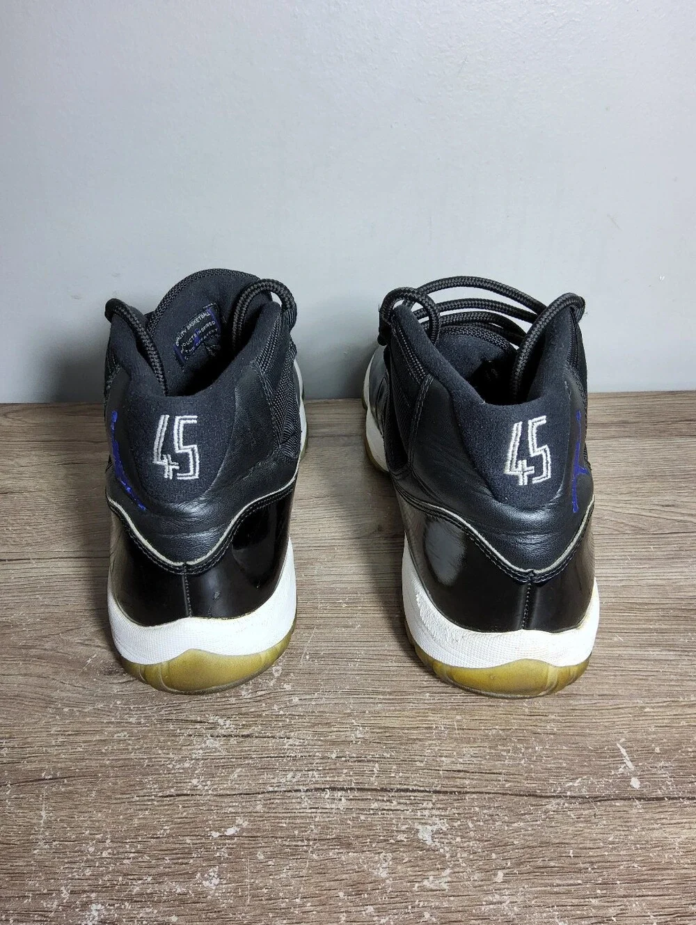 Nike Air Jordan 11 Retro Space Jam Black Blue Mens Size 10